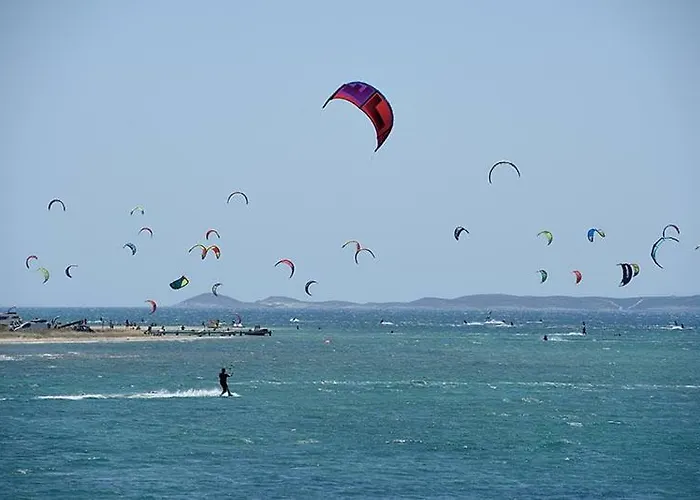 別荘 Kampos Paros Pounda